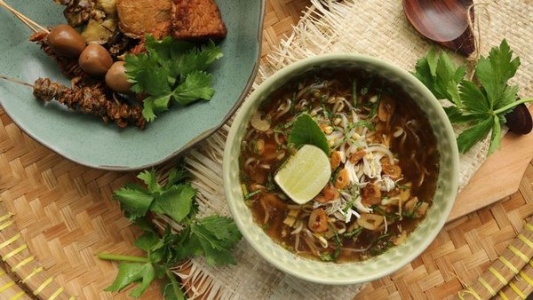 Soto Kudus Kembali Viral, Resep Asli dan Tiga Lauk Favorit Paling Dicari