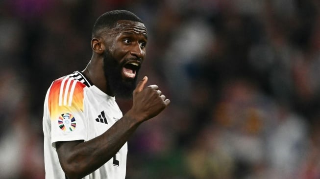 5 Pemain Sepak Bola Terkuat Saat Ini: Fisik Monster, Skill Juara