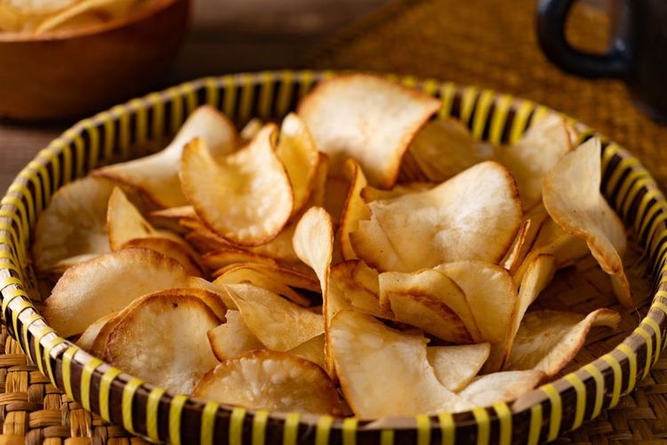 Resep Keripik Singkong Pedas Manis Renyah Tahan Lama Tidak Keras