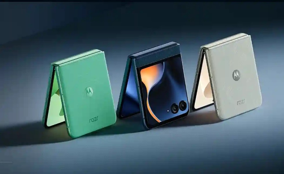 Motorola Razr 60 Ultra, Ponsel Lipat Premium Berteknologi Tinggi