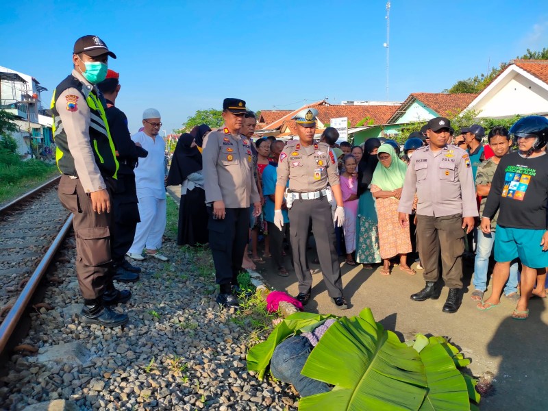 Perempuan Mangunharjo Tewas Disambar Kereta: Linglung Diduga Penyebab