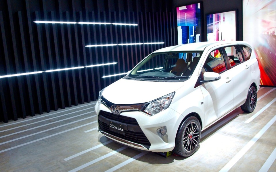 Menghitung Biaya Pajak Tahunan Toyota Calya 2025: Panduan Lengkap
