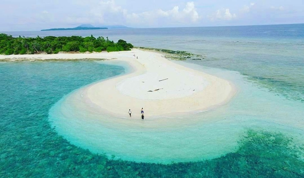 Jejak Sejarah dan Pesona Alam Banda Neira Maluku
