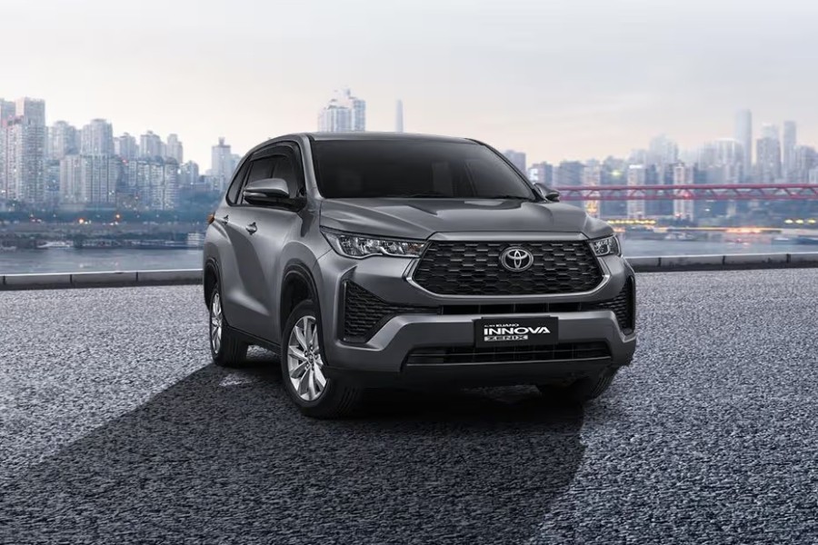 Menghitung Pajak Mobil Toyota Innova Zenix 2025: Panduan Lengkap