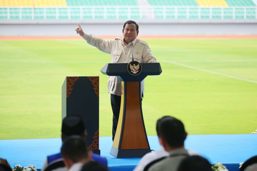 Prabowo Dorong Setiap Sekolah Miliki Lapangan Sepak Bola Dukung Pembinaan Atlet