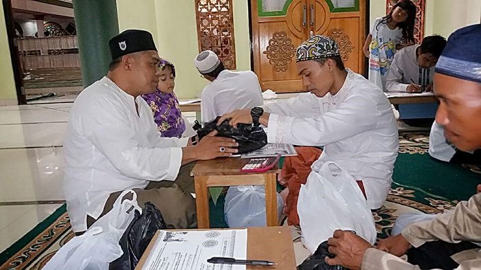 Zakat Fitrah: Peran Penting dalam Mengentaskan Kemiskinan di Tengah Bulan Suci Ramadhan