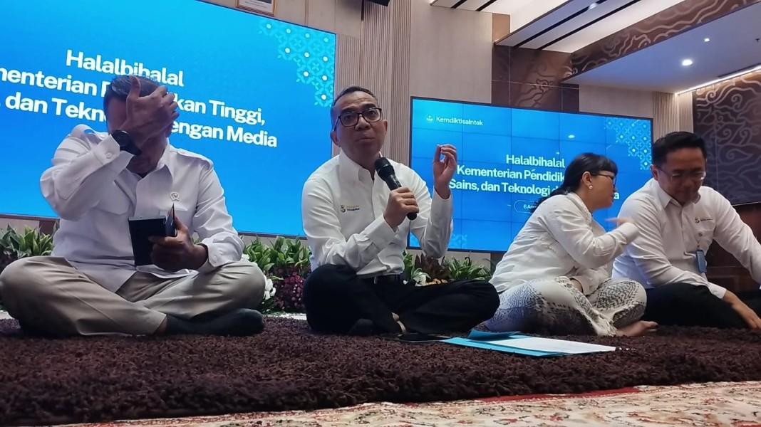 Kampus Efisien Energi Mendiktisaintek Atur Pola Kerja Akademik Nasional Baru