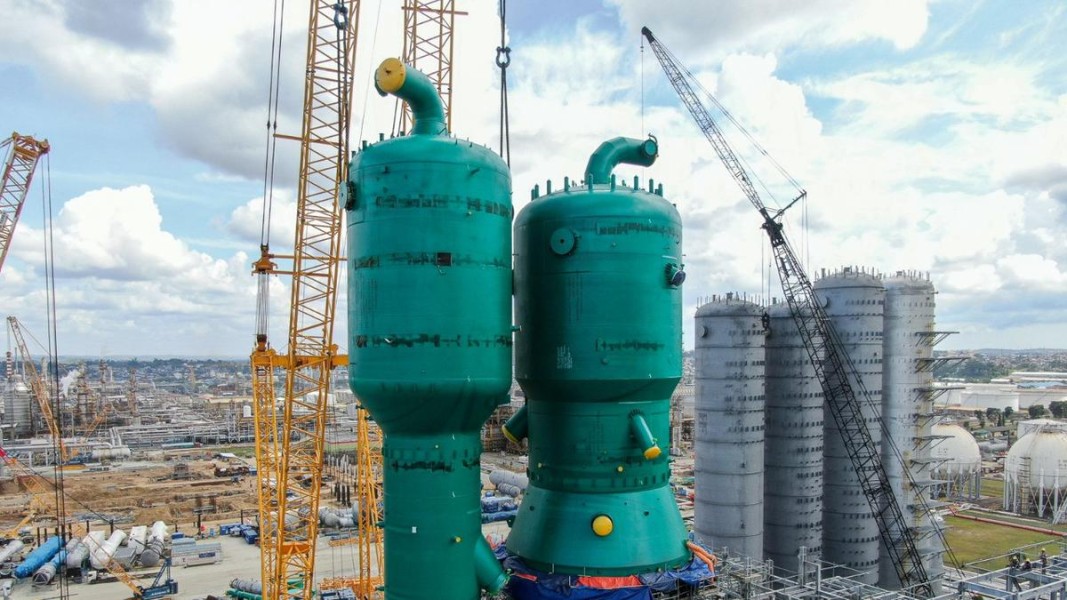 Kilang Balikpapan Produksi BBM Euro Lima Sorotan Dunia