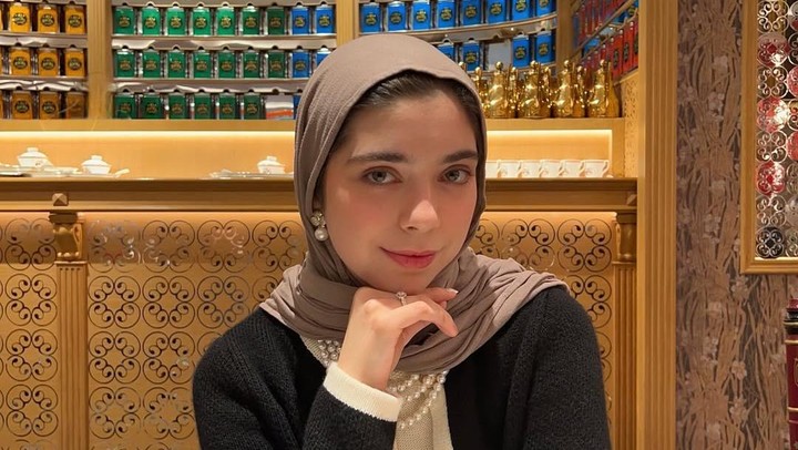 Artis Muda Isabel Azhari Jadi None Jakarta Selatan