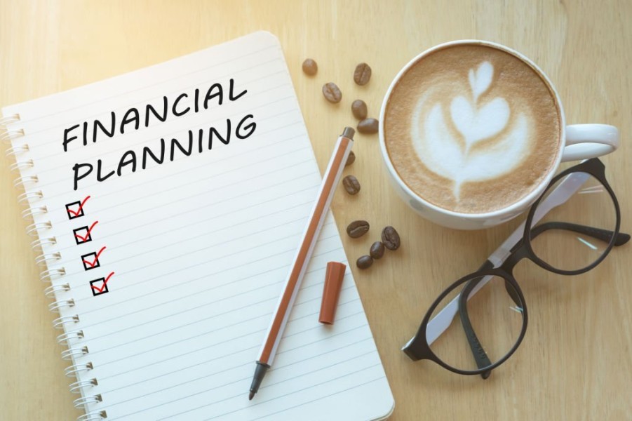 Menghadapi Godaan Konsumtif dengan Financial Planning