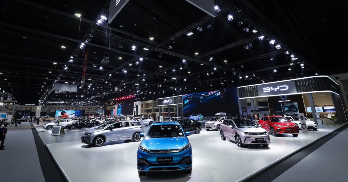 Perusahaan BYD Mengukir Sejarah Dunia Otomotif dan Jadi Raja Baru Mobil Listrik