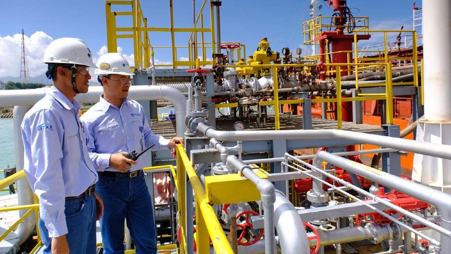Shell Siap Divestasi Kilang Minyak di Singapura ke JV Chandra Asri pada Kuartal I 2025