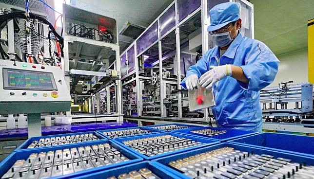 Indonesia Bidik Jadi Lima Besar Produsen Baterai Listrik Dunia Pada 2040