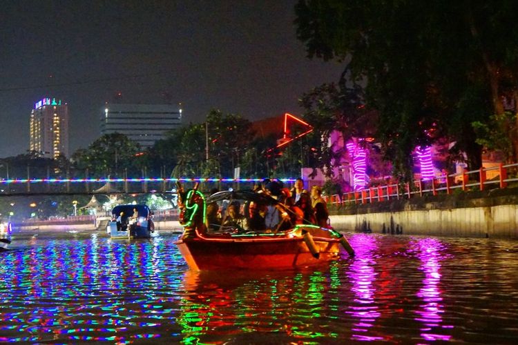 Wisata Perahu Kalimas Surabaya 2025: Harga Tiket, Rute, Jam Operasional, dan Daya Tarik