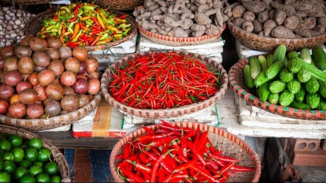 Harga Pangan Terkini: Cabai dan Telur Naik Signifikan di Pasar Nasional Desember 2025