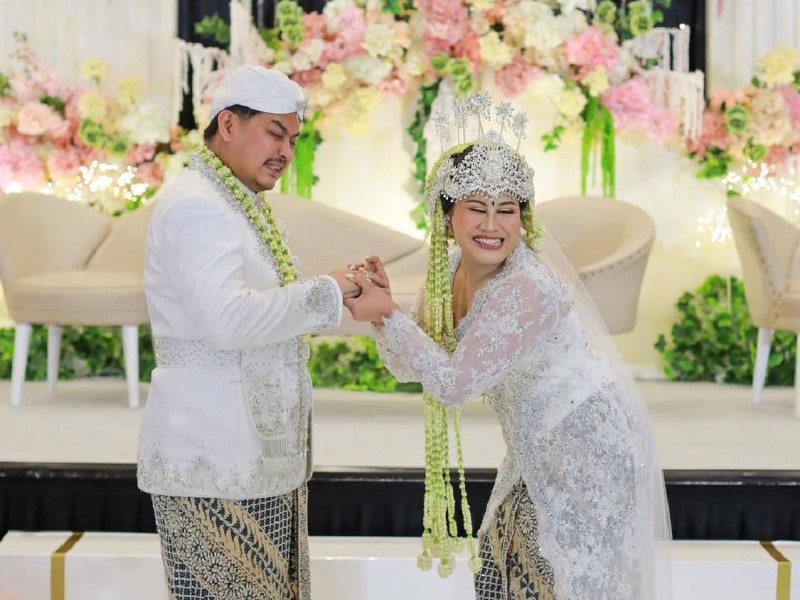 Gaya Pernikahan Boiyen yang Elegan: Kombinasi Adat Sunda dan Detail Modern Menawan