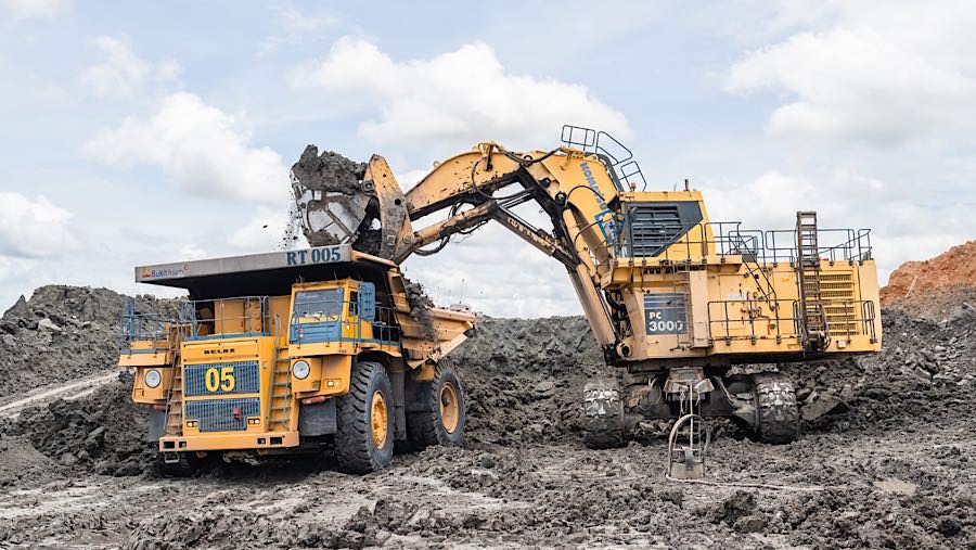 Keterlambatan RKAB 2026 Picu Ketidakpastian Pasar Alat Berat Nasional