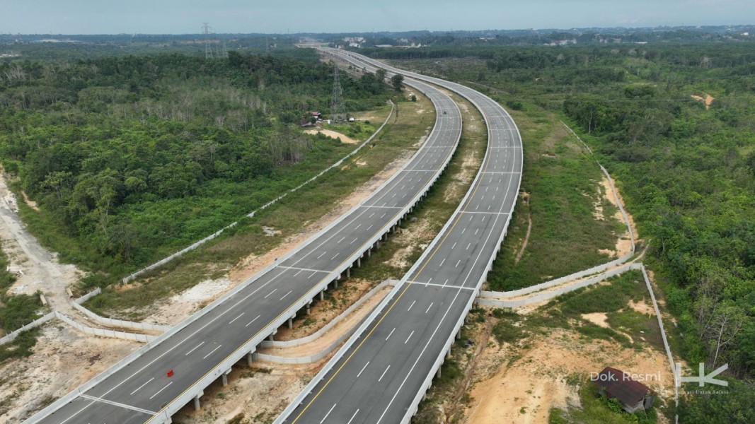 Hutama Karya Rampungkan Tol IKN Seksi 3A, Satu-Satunya Tol yang Tiga Kali Melintasi Sungai Berkelok