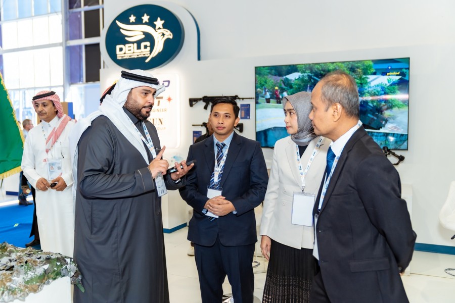 PT Pindad Tandatangani Kerja Sama Strategis Industri Pertahanan Dengan Arab Saudi