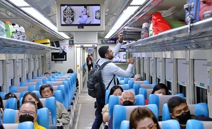 11 Kereta Api Ekonomi KAI Dapat Diskon 30 Persen, Harga Tiket Mulai Rp 100 Ribu, Berlaku hingga Akhir Juli 2025
