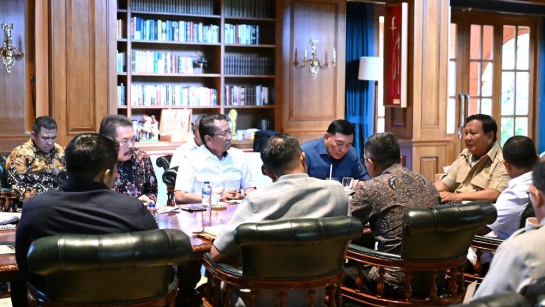 Menhan Hadiri Rapat Presiden Bahas Penertiban Hutan dan Pertambangan Ilegal