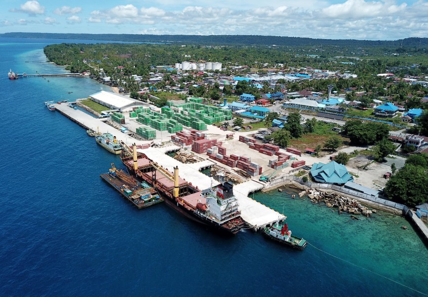 Dermaga Pelabuhan Mamuju Capai Progres 70 Persen