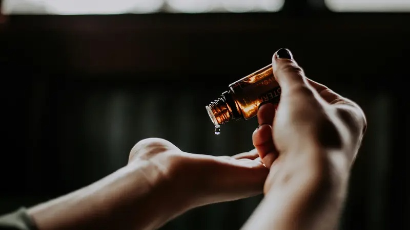 Tonik dan Serum Rambut: Pilih Untuk Pertumbuhan Optimal