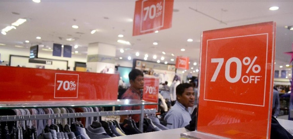 Diskon Hingga 70 Persen, Pusat Perbelanjaan di Bengkulu Diserbu Pengunjung Jelang Idul Fitri