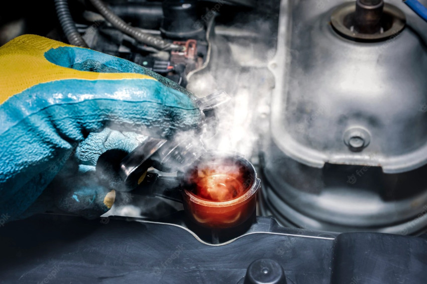 Penyebab Air Radiator Penuh tapi Mesin Panas dan Solusinya