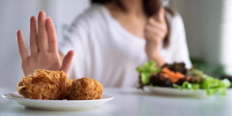 13 Pantangan Makanan Asam Lambung Wajib Dihindari Penderita GERD