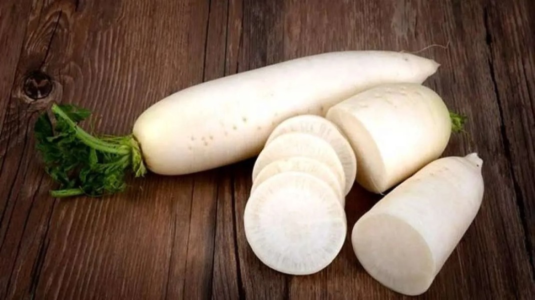 7 Manfaat Lobak Putih untuk Kesehatan dan Tips Konsumsi Sehat
