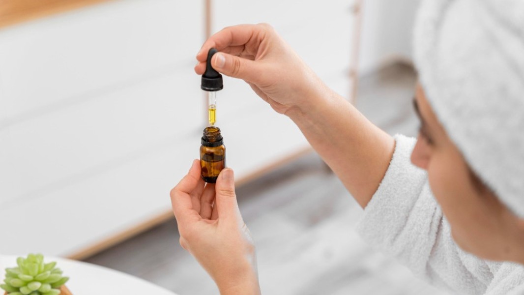 Rekomendasi 6 Produk Skincare Vitamin C Efektif Atasi Flek Hitam Wajah