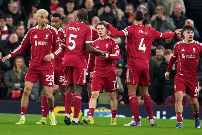 Jadwal Liga Inggris Pekan Ini: Ujian Carrick dan Duel Panas Anfield