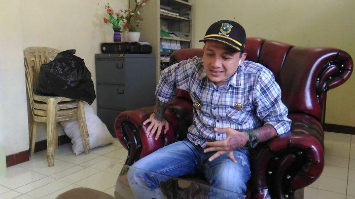 Inspiratif Kisah Kepala Desa Bertato Bangun Ekonomi Desa Jadi Contoh