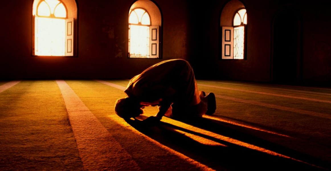 Panduan Lengkap Jadwal Salat dan Waktu Berbuka Puasa Hari Ini