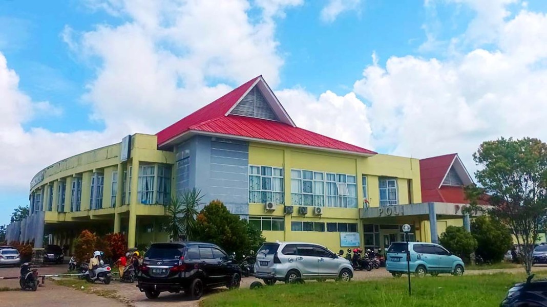 Pemkab Mukomuko Lakukan Penggantian Trafo Listrik RSUD Demi Kelancaran Layanan Kesehatan