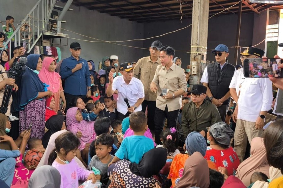 Gibran Instruksikan Prioritas Kesehatan Lansia Bumil Korban Bencana Sumatra