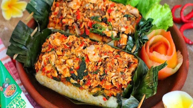 Resep Nasi Bakar Tuna Pedas Gurih, yang Wajib Dicoba Resep Nasi Bakar Tuna Pedas Gurih, yang Wajib Dicoba
