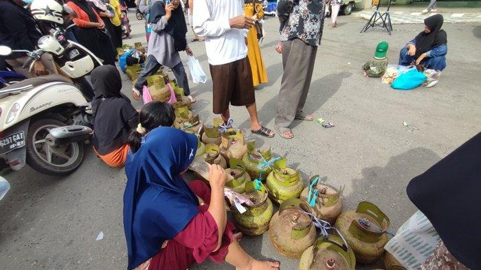 Operasi Pasar Murah di Kotabaru Diserbu Ribuan Warga, Harga Bahan Pokok dan Gas LPG 3 Kg Lebih Murah