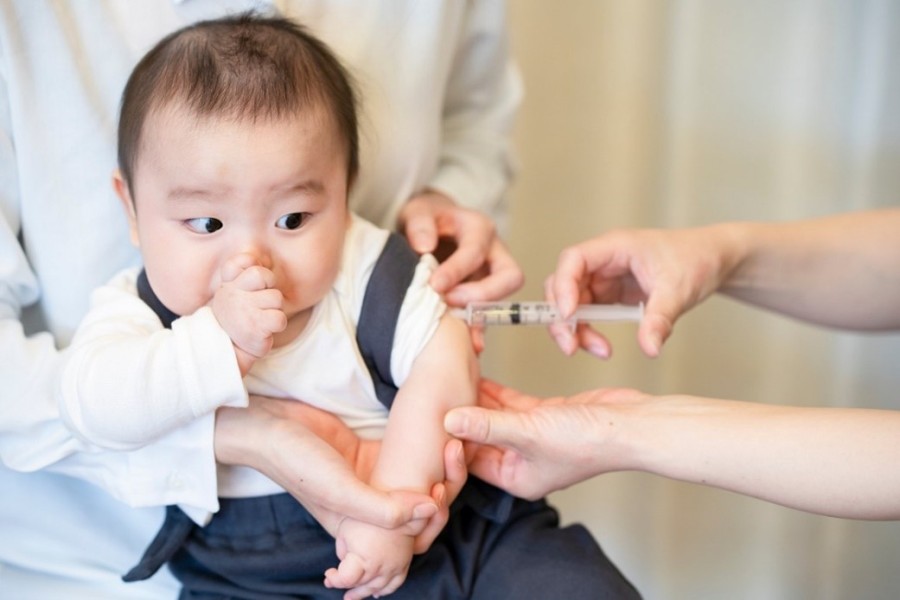 Imunisasi Lengkap pada Anak: Langkah Preventif untuk Menjamin Kesehatan di Masa Depan Imunisasi Lengkap pada Anak: Langkah Preventif untuk Menjamin Kesehatan di Masa Depan