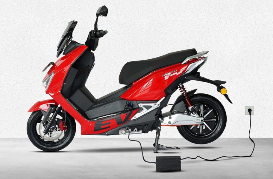 Mengenal Beragam Kelebihan Motor Listrik dan Merk Terbaiknya
