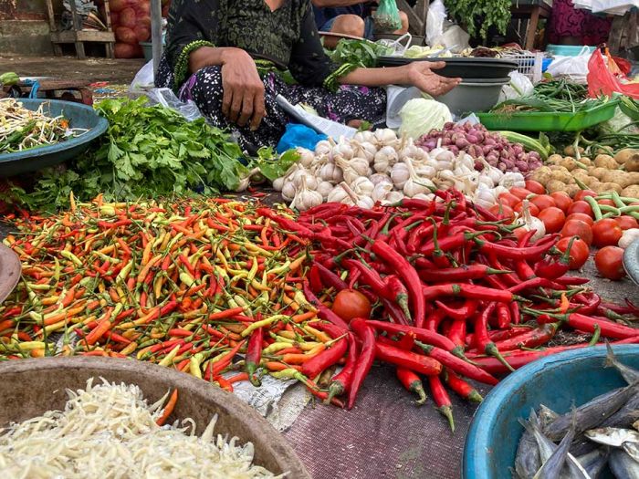 Harga Sembako Jawa Timur Naik Turun Tipis