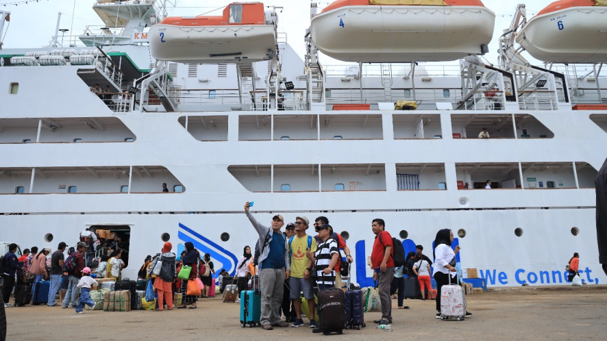 PT Pelni Optimalkan Layanan Check-In Online untuk Kemudahan Penumpang di Pelabuhan