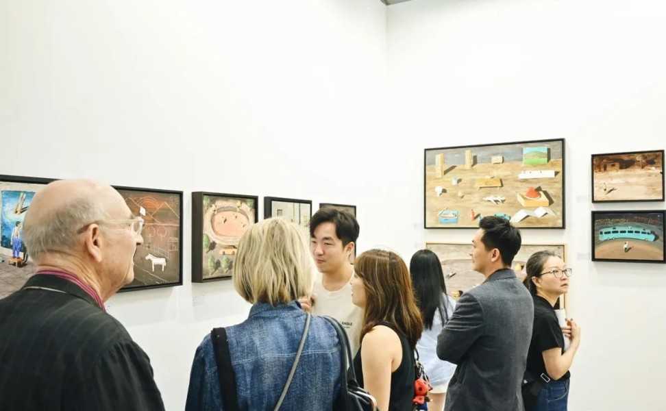 Lewat Rising Currents, Indonesia Dorong Seni Rupa Tembus Pasar Global