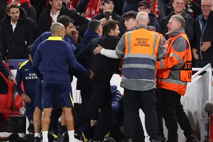 UEFA Proses Disipliner Simeone Usai Laga Liverpool Atletico
