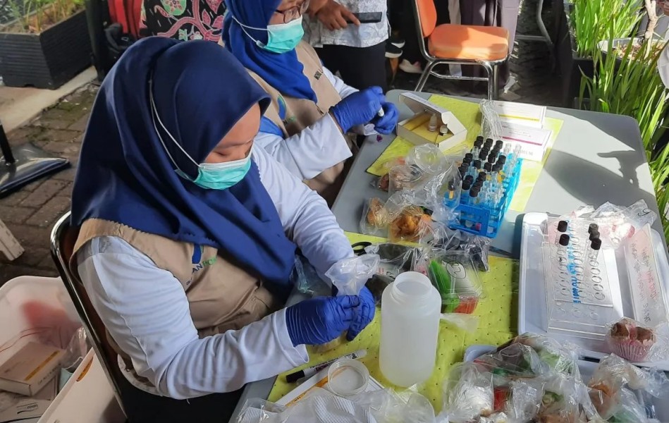 BBPOM DKI Ingatkan Ciri-Ciri Takjil Mengandung Bahan Berbahaya, Waspada Pewarna Tekstil dan Formalin