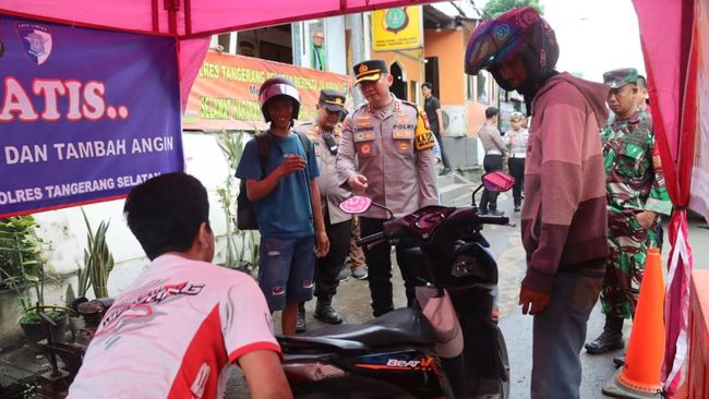 Polres Tangerang Selatan Sediakan Layanan Kesehatan dan Tambal Ban Gratis untuk Pemudik Lebaran 2025