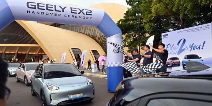 Geely Mulai Salurkan Mobil Listrik EX2 Rakitan Lokal untuk Konsumen Indonesia