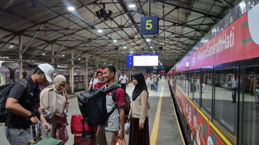 Inovasi Perjalanan: KAI Wisata Perluas Layanan e-Porter di 14 Stasiun Strategis