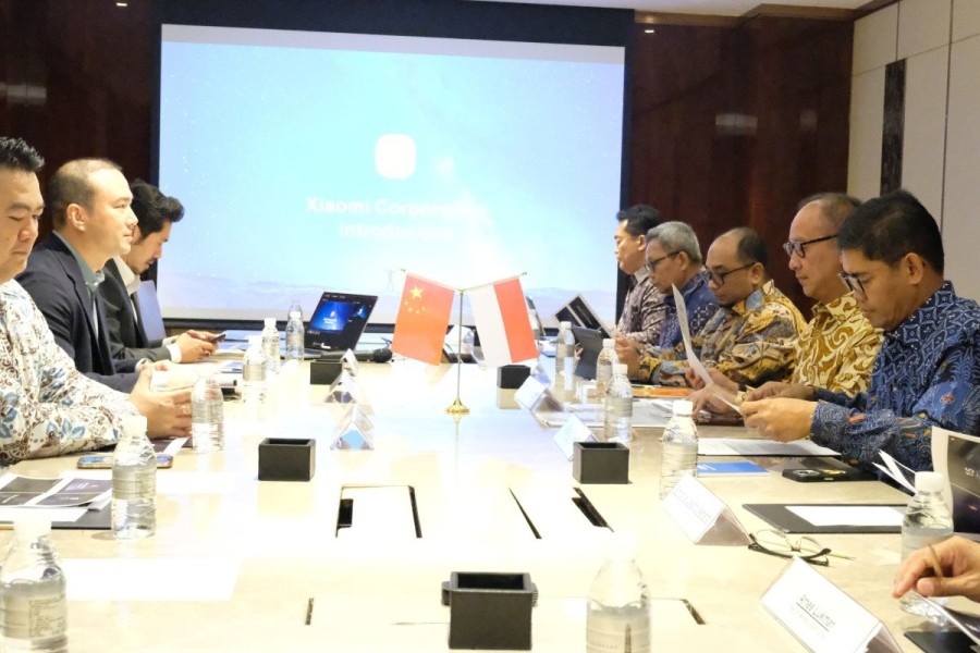 Menperin Dorong Xiaomi Kembangkan Produksi Tablet dan EV
